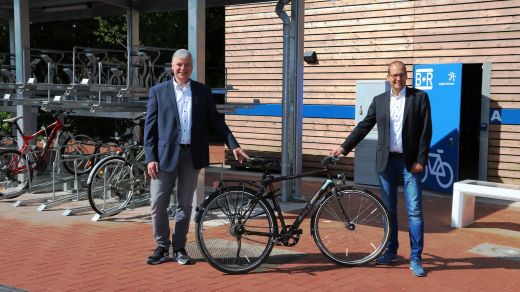 Erste Bike&Ride Anlage dieser Art am Berliner Platz in Betrieb genommen